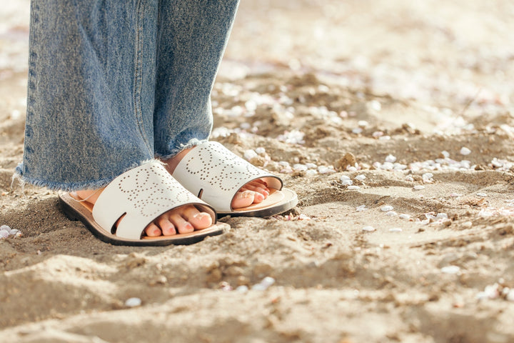 夏でも足先が冷たい…その「隠れ冷え性」は血の不足かもしれません