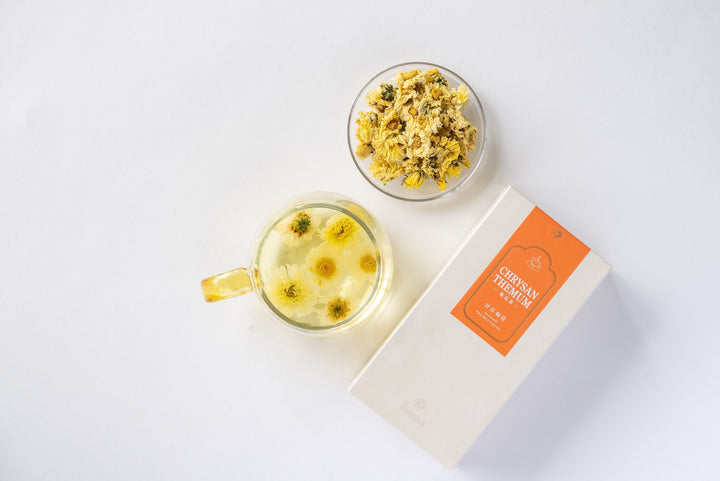 紫外線を浴びた夏の目もとに、やさしいごほうび。菊花茶で涼やかに整える