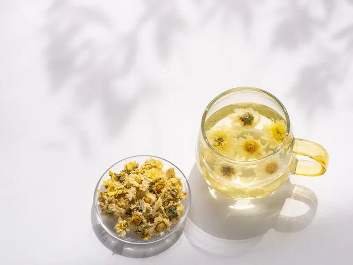 梅雨のむくみ、溜め込んでない？菊花茶ですっきり巡りケア